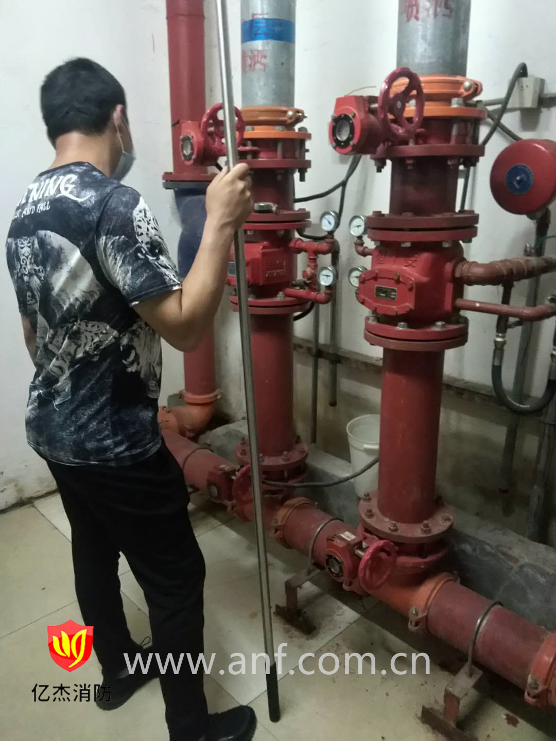 氣體滅火系統(tǒng)常見構氣體滅火系統(tǒng)常見構件及其作用！
